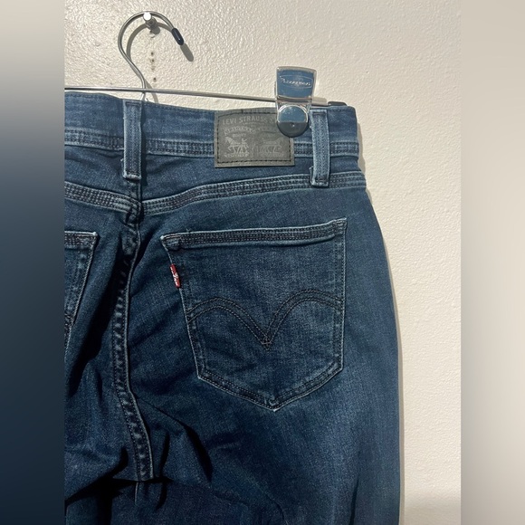 Levi's Dark Wash 529 Curvy Bootcut Jeans - Size 28 - Picture 8 of 11